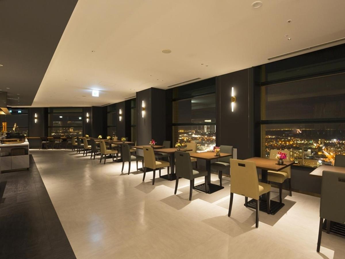 Hotel Emisia Sapporo Exteriör bild Restaurant